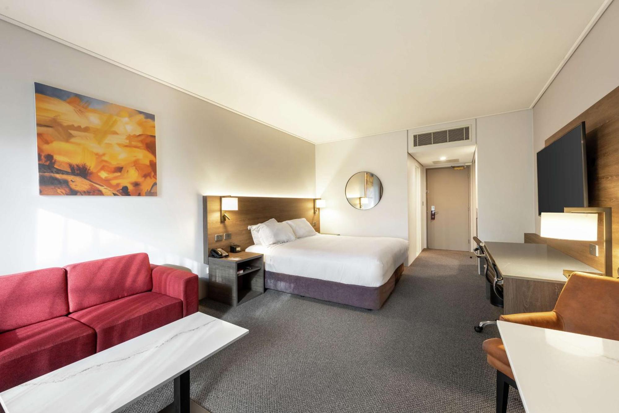 Deluxe King Room,1552628392:JPEG